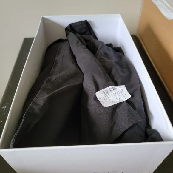 Versace Collection - Picture 6 of 9